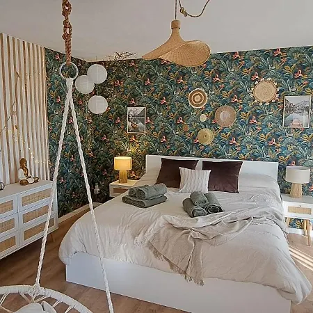 Bougainvillea Apartment Llica d'Amunt